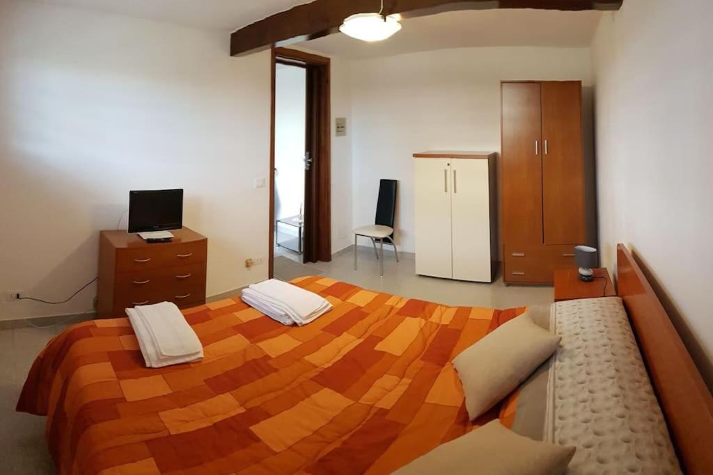 Appartamento Al Camino Torri di Quartesolo Bagian luar foto